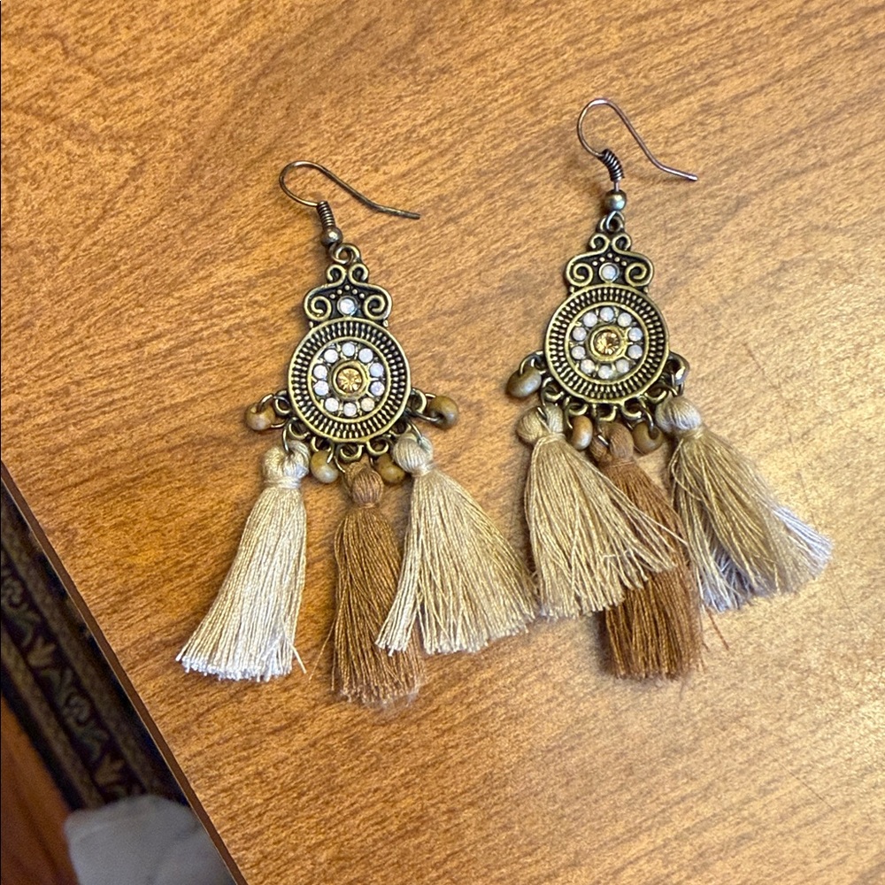 Earrings: Bohemian Tassel Earrings in Gold and Brown